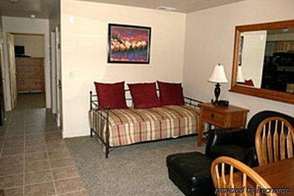 Centennial Suites & Extended Stay Rifle Quarto foto
